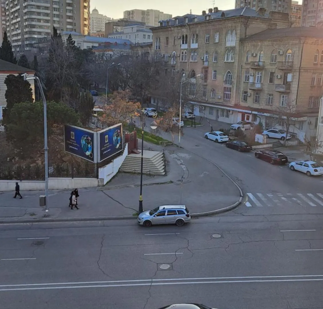 Olimp Metro St Akademiya Nauk Apartment Baku